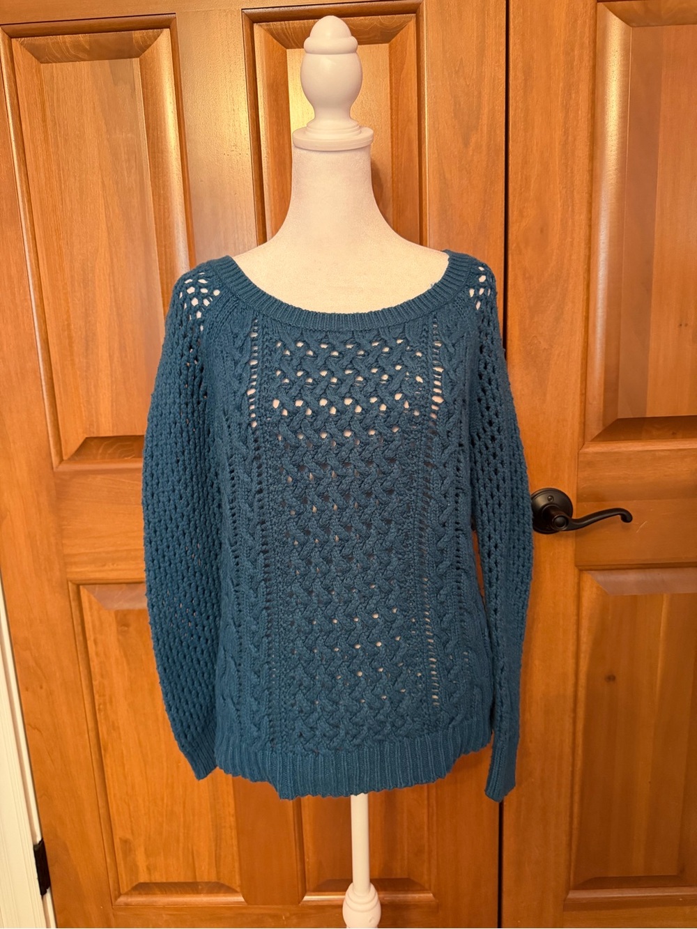 American Eagle Outfitters Teal Cable Knit Sweater Women’s M